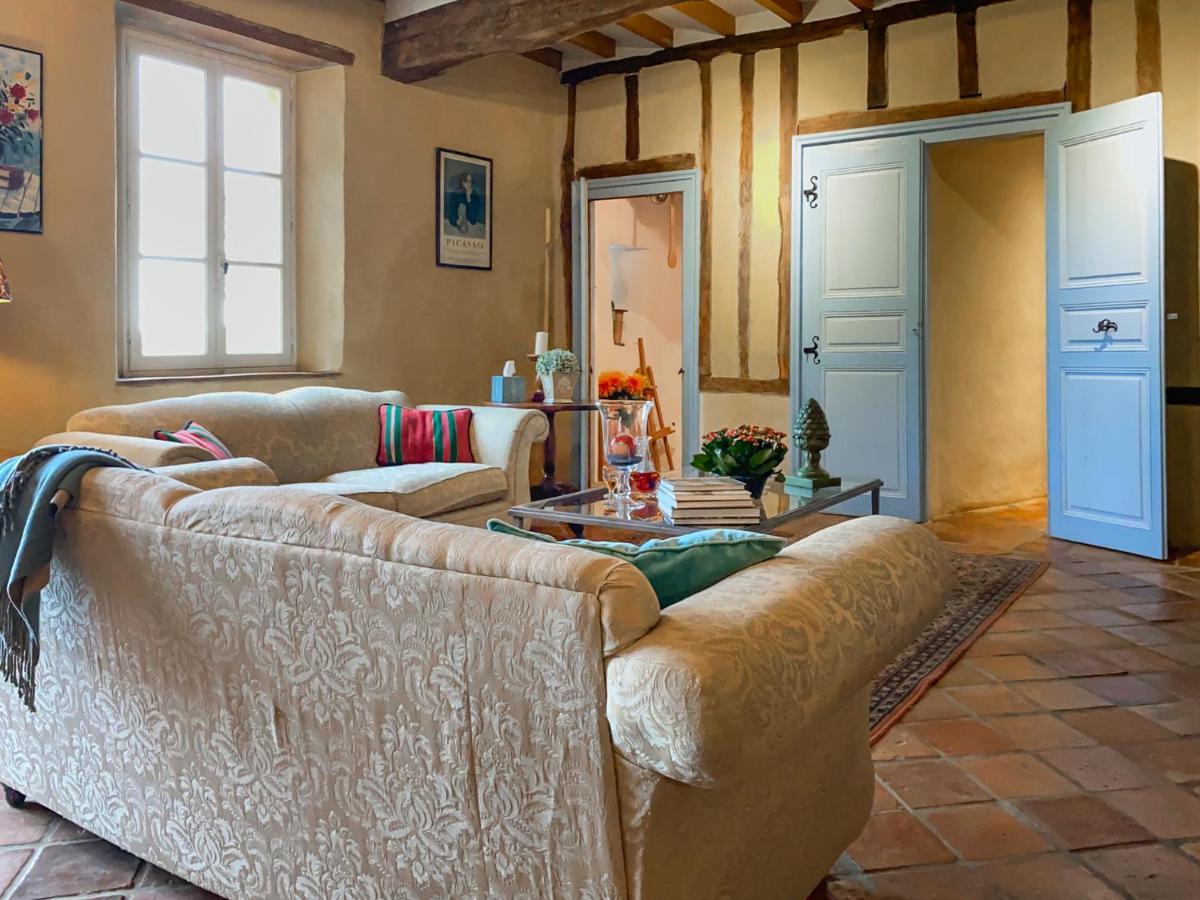 Maison Manechal Monfaucon  ภายนอก รูปภาพ
