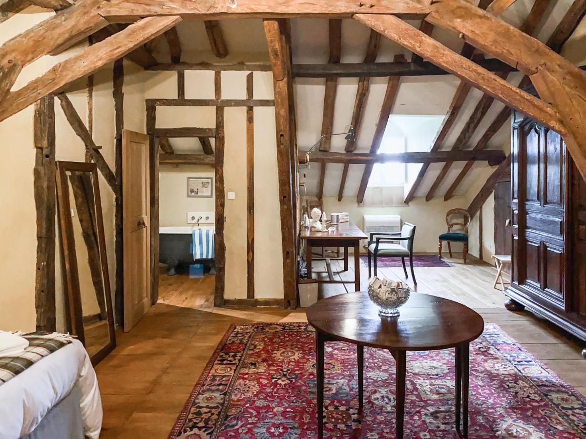 Maison Manechal Monfaucon  ภายนอก รูปภาพ