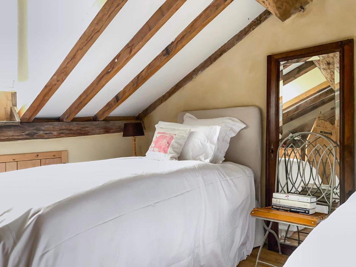 Maison Manechal Monfaucon  ภายนอก รูปภาพ